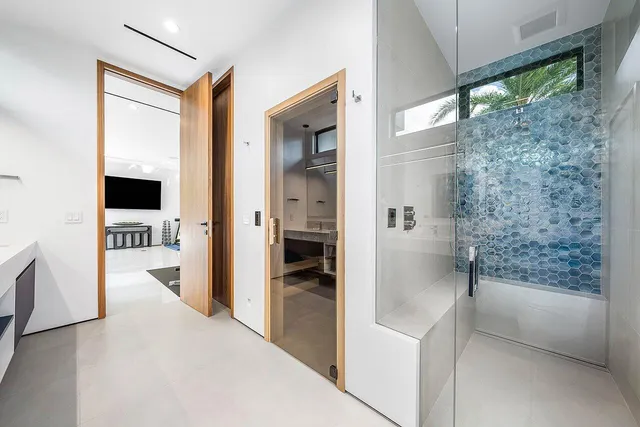 $16,995,000 | 4460 Northeast 31st Avenue, Lighthouse Point, FL 33064