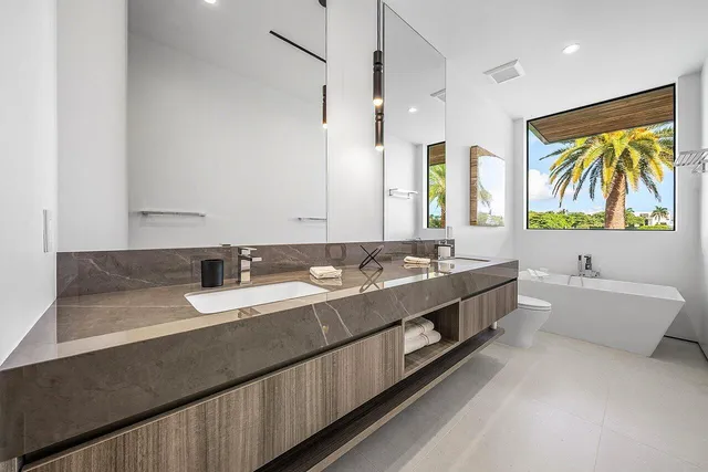 $16,995,000 | 4460 Northeast 31st Avenue, Lighthouse Point, FL 33064