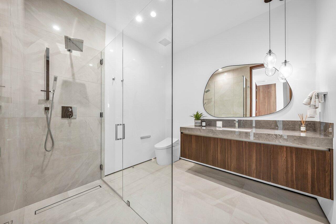 4460 Northeast 31st Avenue Lighthouse Point, FL 33064 - Photo 67 of 152 030-4460Northeast31stAvenue-LighthousePo