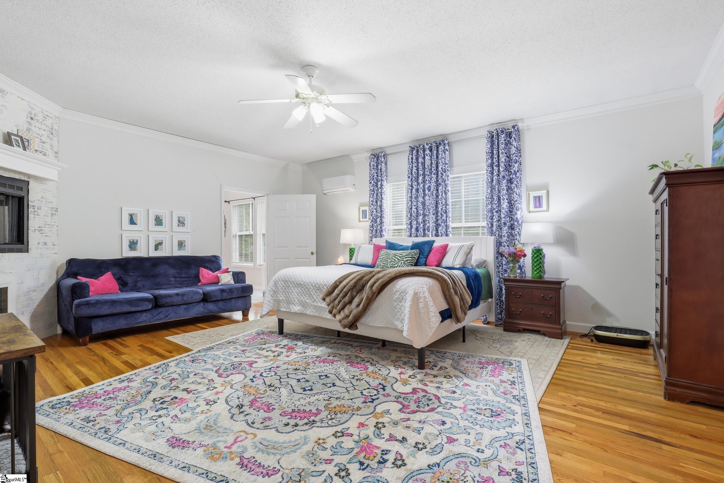 402 Ragsdale Road Greenville, SC 29611 - Photo 3 of 47