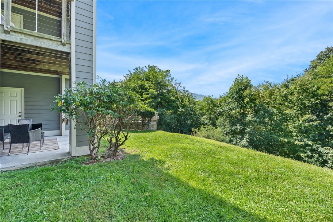 1355 7 Devils Road, Unit 302 Seven Devils, NC 28604 - Photo 25 of 30 Gallery Image 25