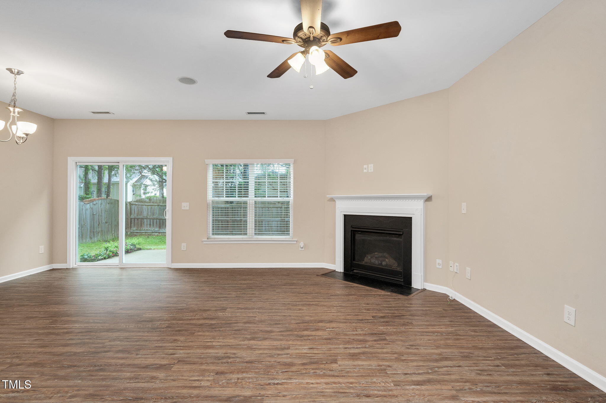516 Smith Ridge Way Fuquay-Varina, NC 27526 - Photo 15 of 31 516 Smith Ridge Way Fuquay Varina 27526_