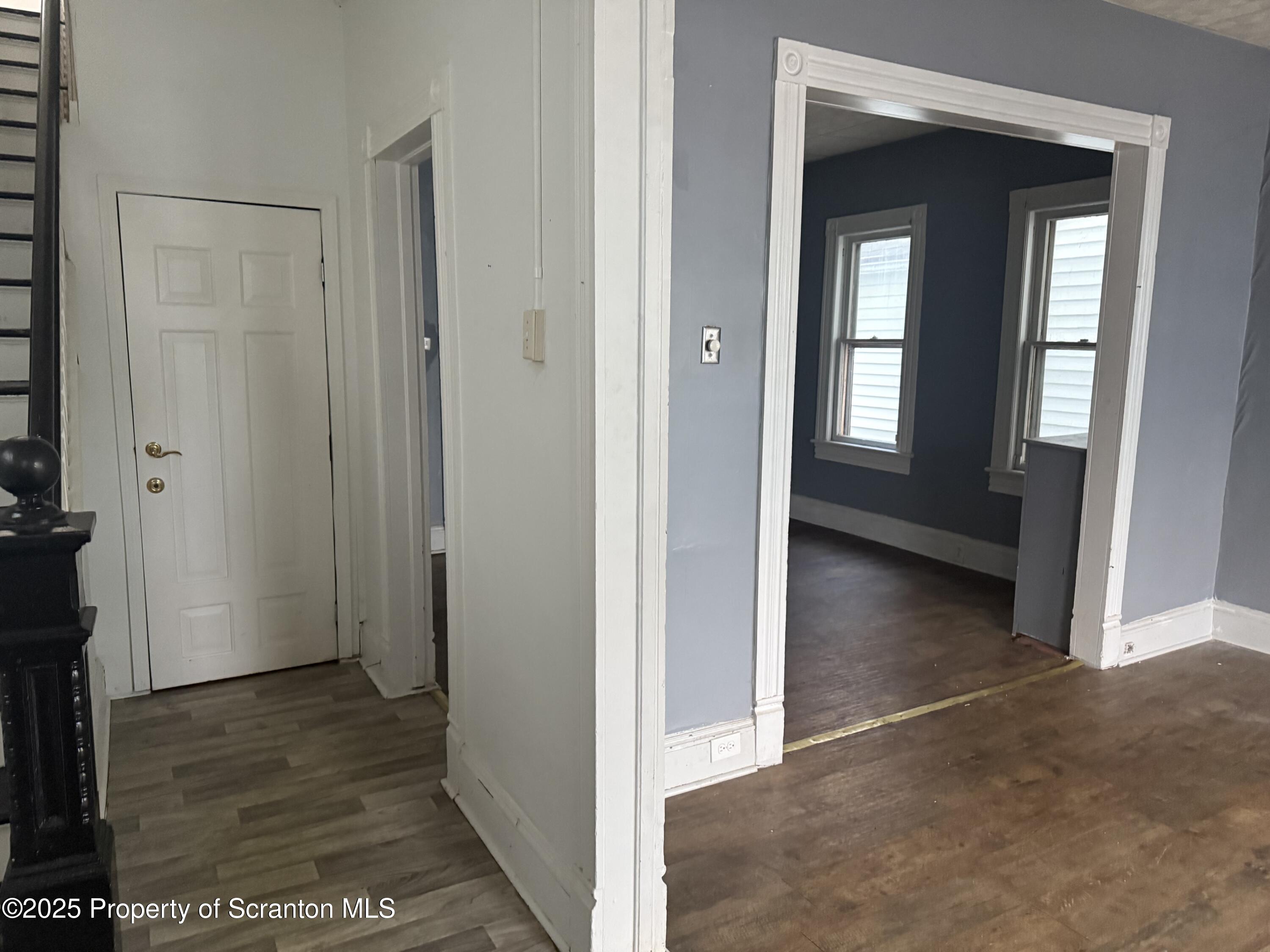 319 North Sumner Avenue Scranton, PA 18504 - Photo 3 of 13 a view of a hallway with a room and front door
