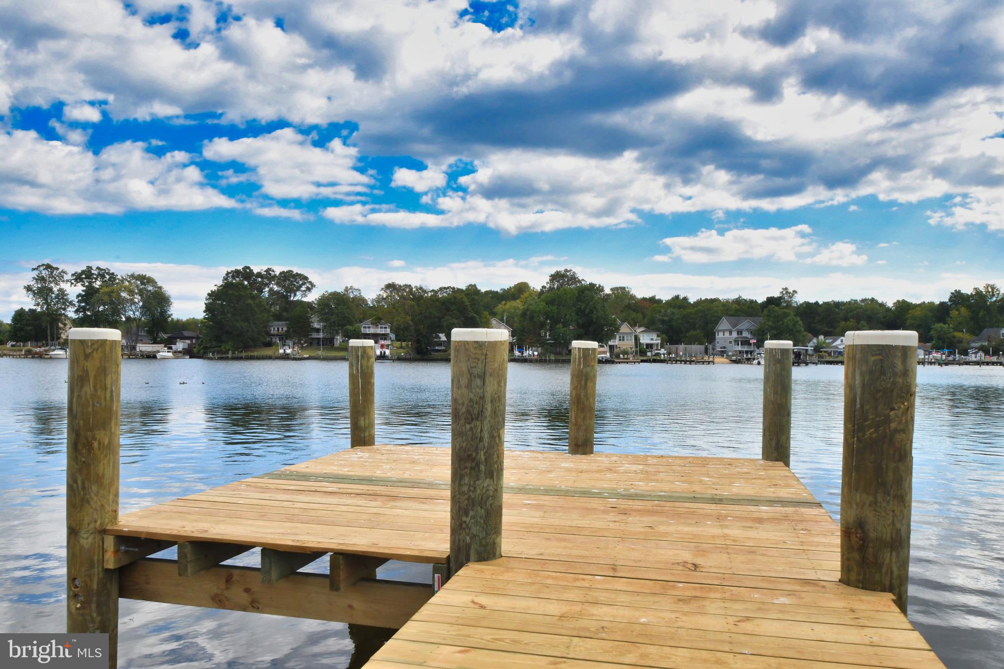 3807 Clarks Point Road Baltimore, MD 21220 - Photo 3 of 5 a lake view