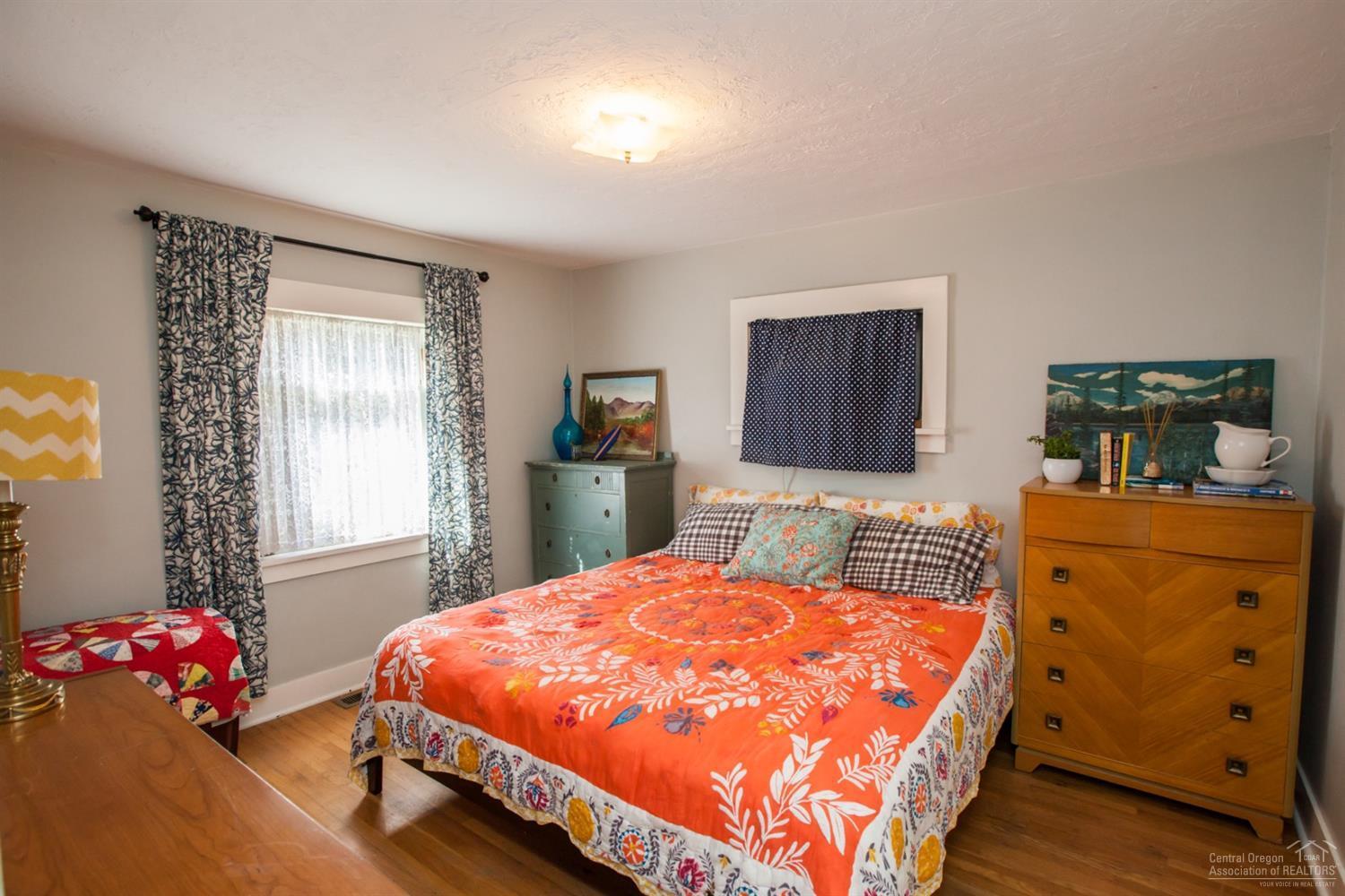 1660 Northwest Awbrey Road Bend, OR 97703 - Photo 12 of 24 Additional Photo