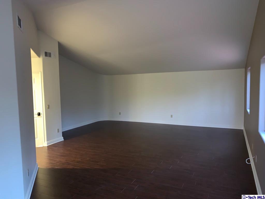 25433 Hardy Place Stevenson Ranch, CA 91381 - Photo 27 of 42 Gallery Image 27