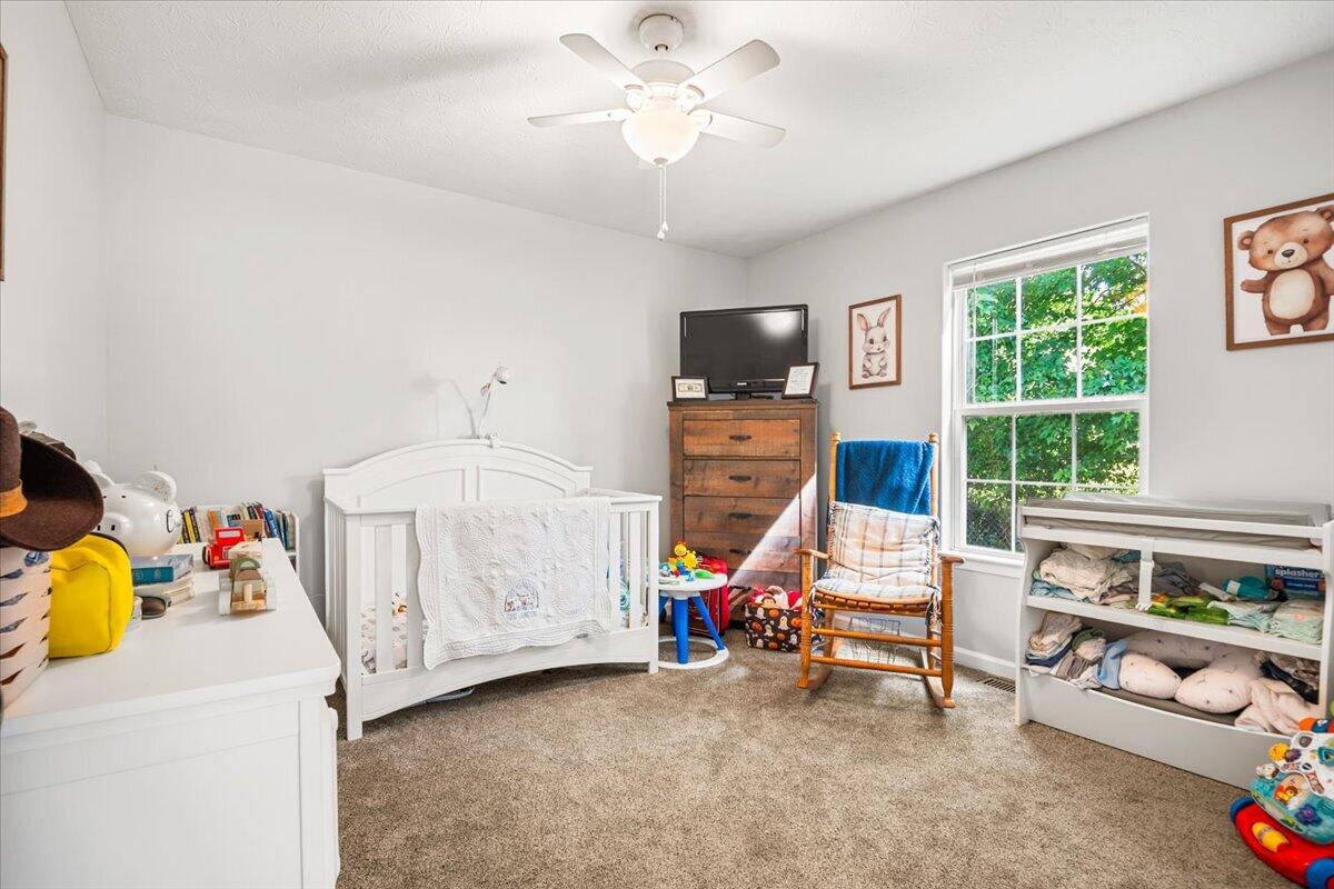 1580 Engle Ridge Road Lily, KY 40740 - Photo 20 of 34 20-Bedroom 2