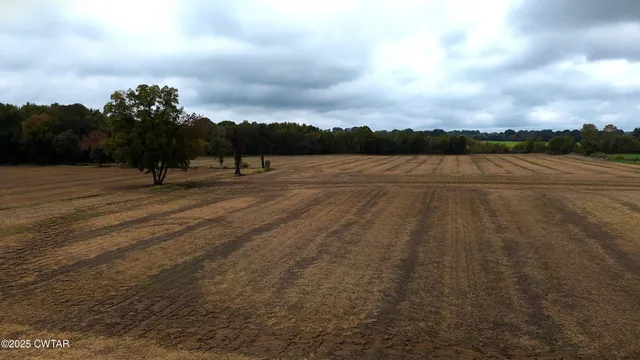 a view of outdoor space with city view