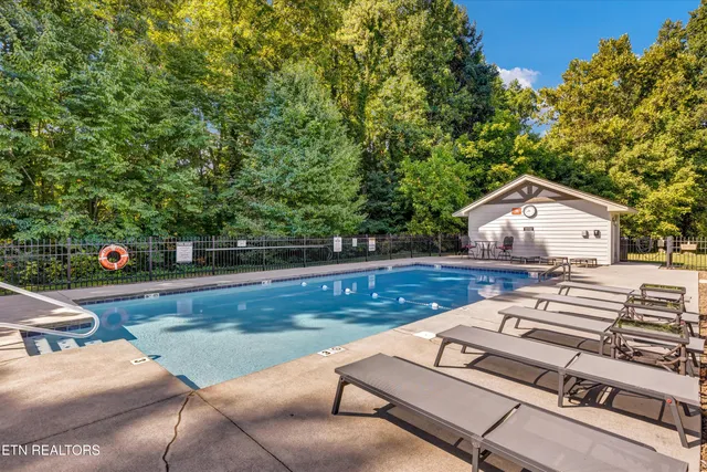 $350,000 | 235 Bishop Cap Circle, Unit 103, Townsend, TN 37882