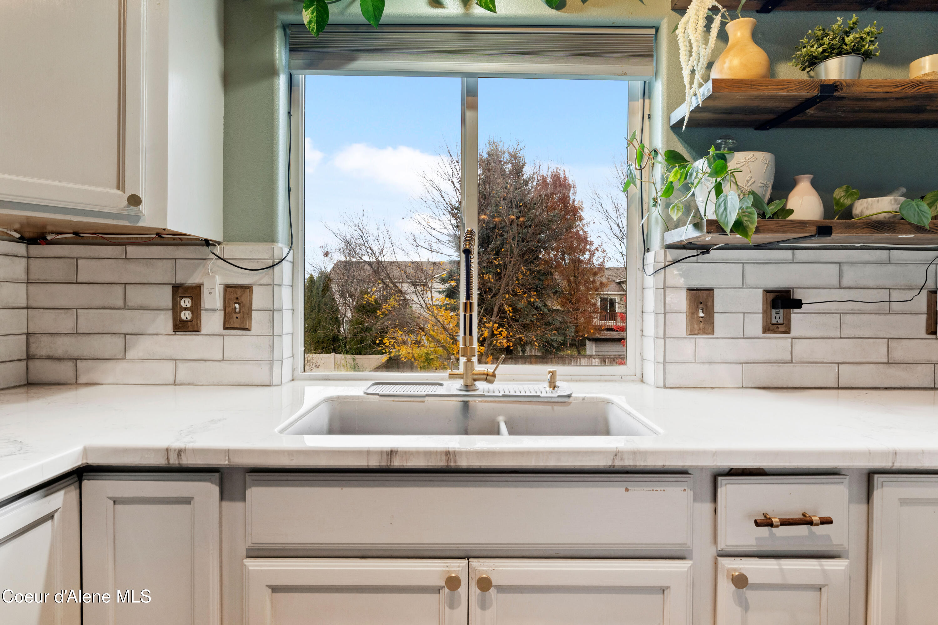 2141 West Rousseau Drive Coeur D'Alene, ID 83815 - Photo 7 of 30 7 KIT 4