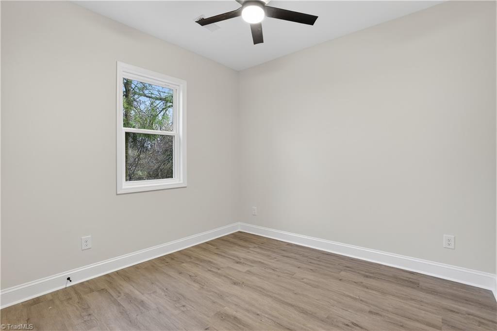 1204 Pearson Place High Point, NC 27260 - Photo 23 of 32