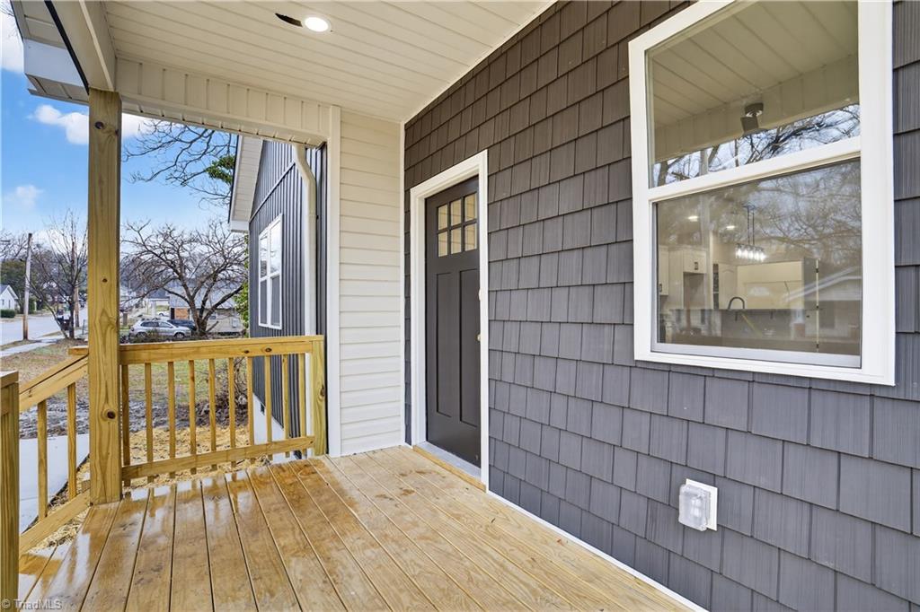 1204 Pearson Place High Point, NC 27260 - Photo 4 of 32