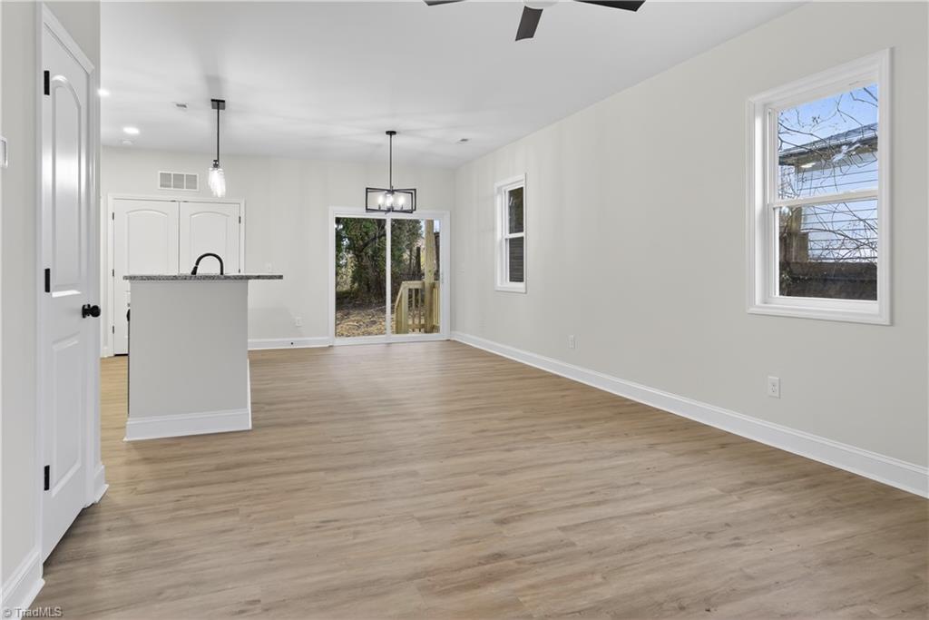 1204 Pearson Place High Point, NC 27260 - Photo 5 of 32