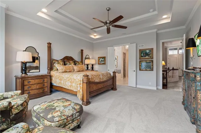 $1,475,000 | 6325 Edgewater Drive, Parkville, MO 64152