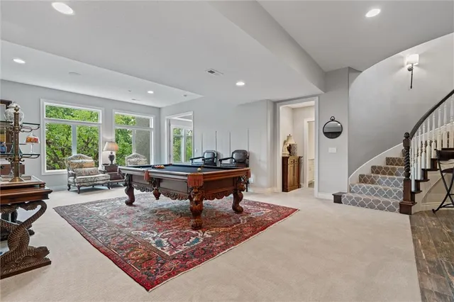 $1,475,000 | 6325 Edgewater Drive, Parkville, MO 64152