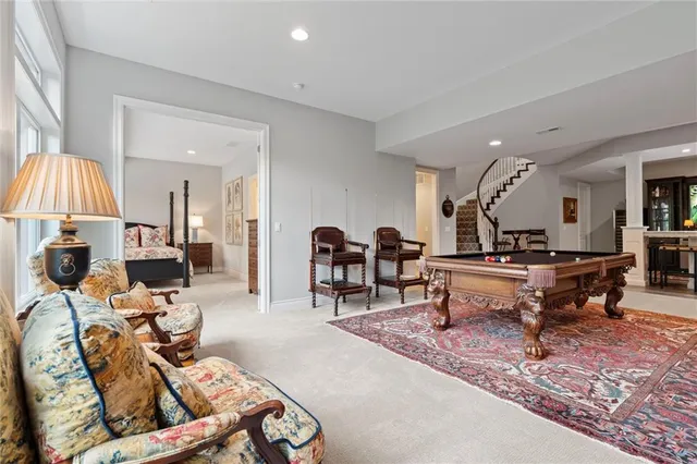 $1,475,000 | 6325 Edgewater Drive, Parkville, MO 64152