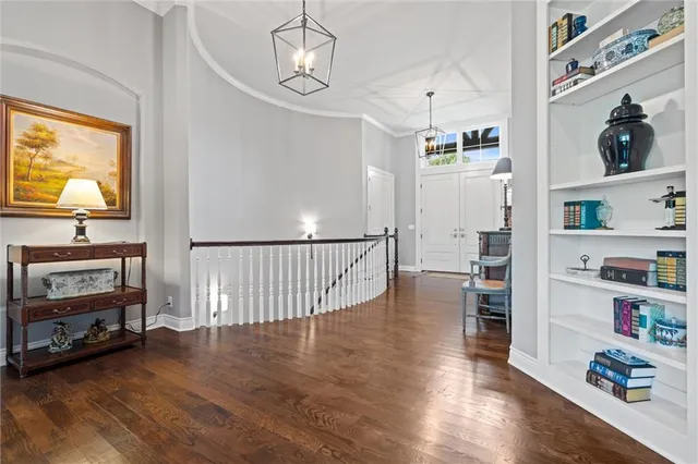 $1,475,000 | 6325 Edgewater Drive, Parkville, MO 64152