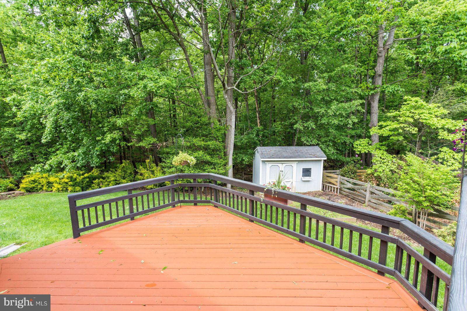 1237 Tottenham Court Reston, VA 20194 - Photo 25 of 30 Deck to Rear Yard