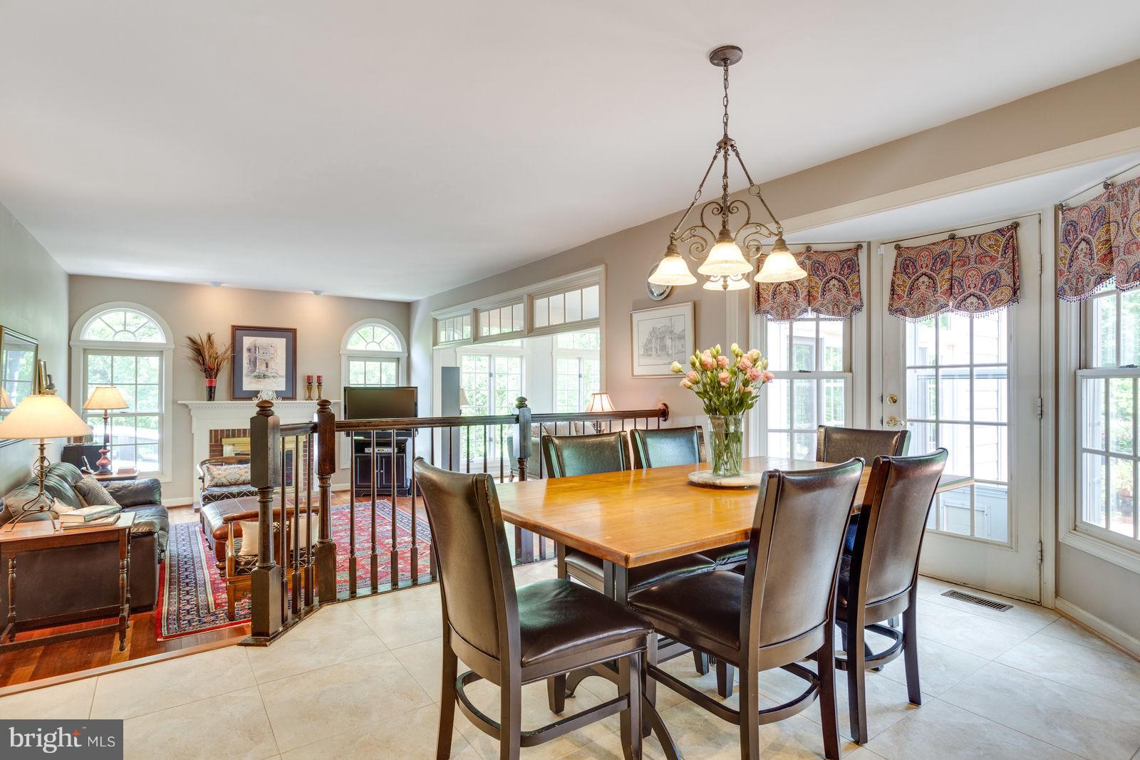 1237 Tottenham Court Reston, VA 20194 - Photo 7 of 30 Elevated Breakfast Room overlooking Family Room