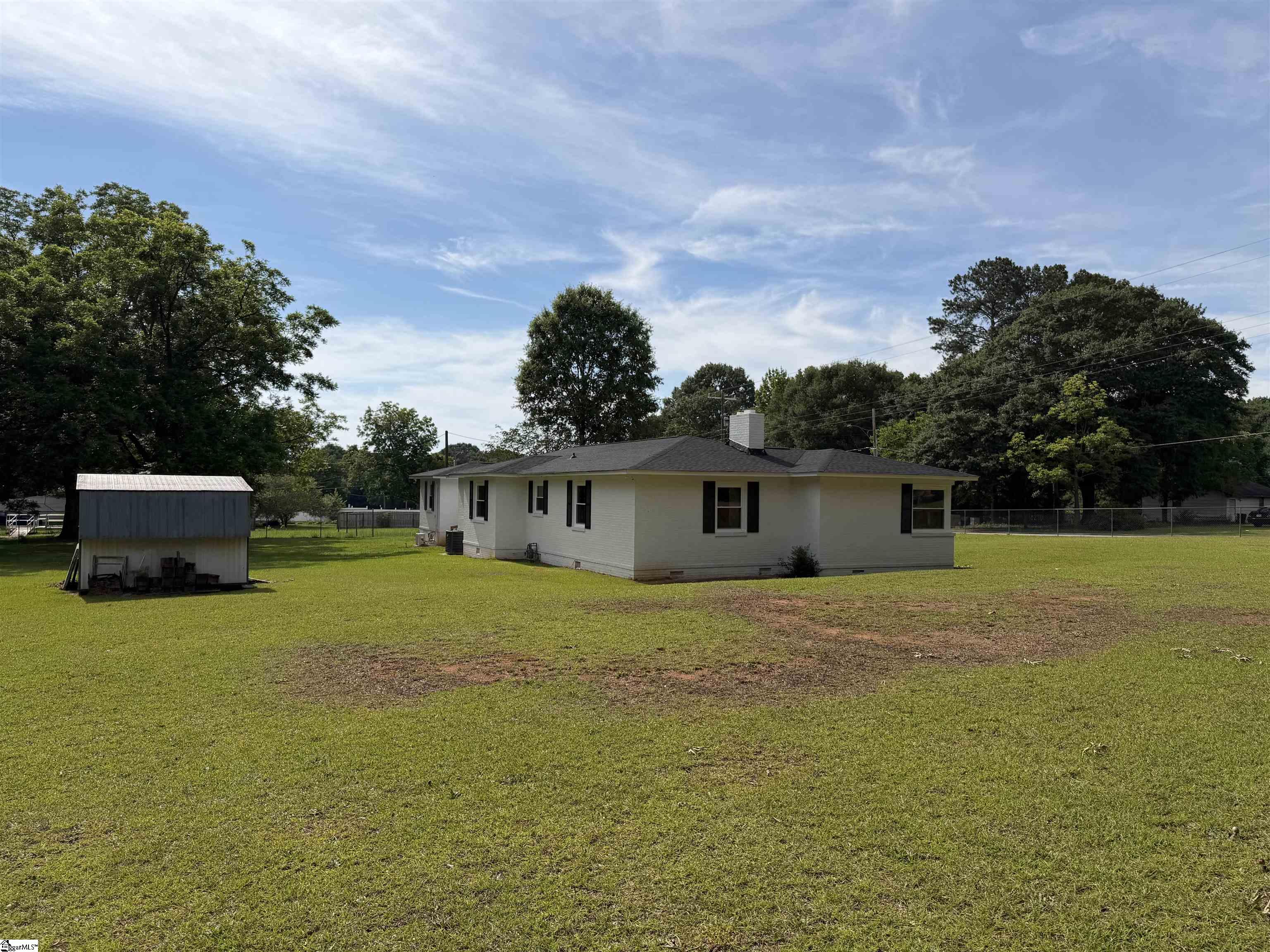 1300 Belhaven Road Anderson, SC 29621 - Photo 5 of 33