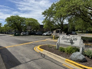 3250 Sanders Road, Unit 10C Northbrook, IL 60062 - Photo 4 of 23