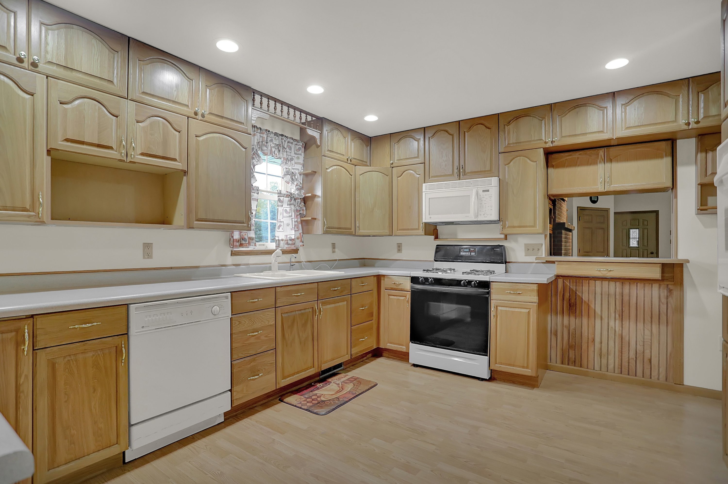 3430 Davis Road Indianapolis, IN 46239 - Photo 4 of 70 Gallery Image 4