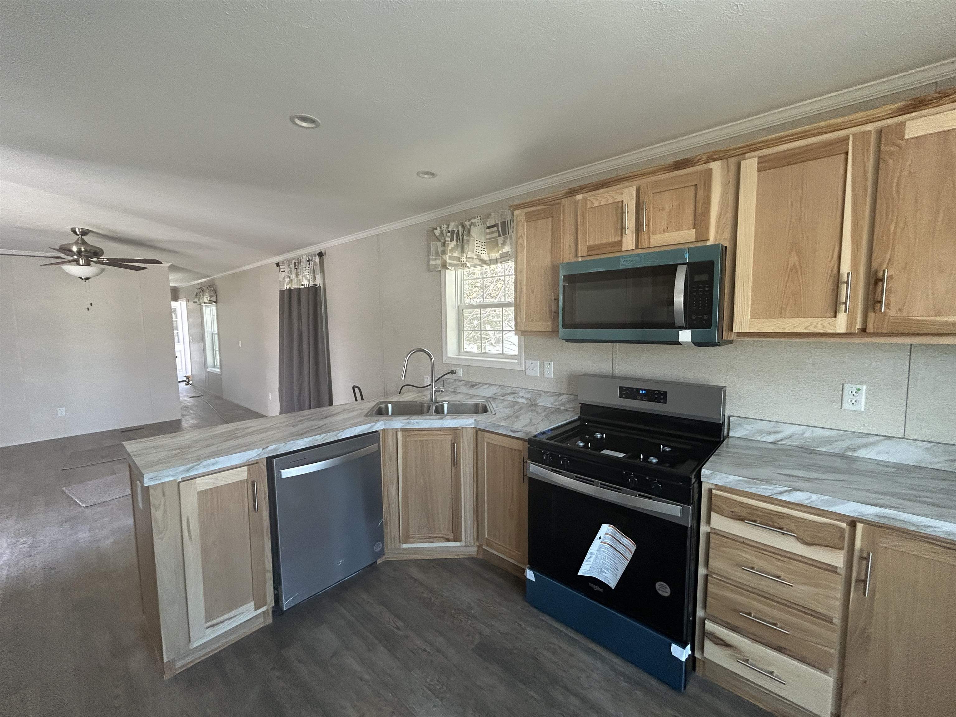 81 Pineland Park Road Milton, NH 03851 - Photo 8 of 12 Gallery Image 8