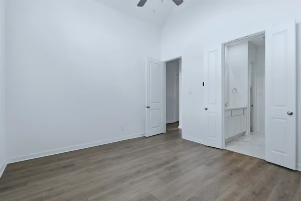 $2,900 | 19722 Riverbed Lane, Cypress, TX 77433