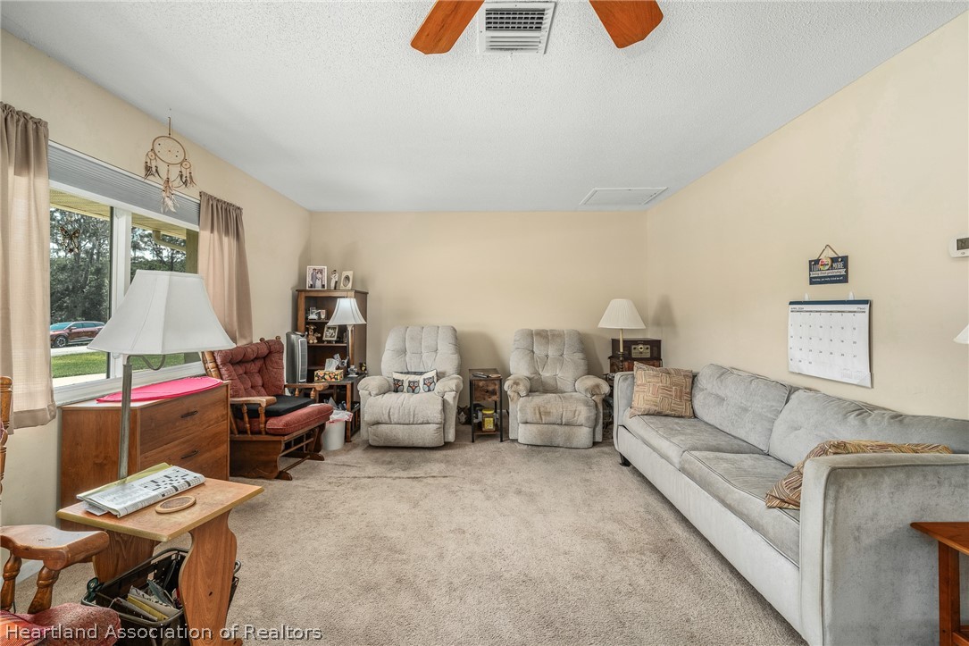 5809 Thunder Road Sebring, FL 33876 - Photo 10 of 33 Gallery Image 10