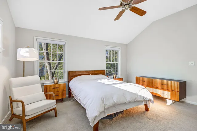 $4,300 | 9232 Forest Haven Drive, Alexandria, VA 22309