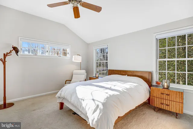 $4,300 | 9232 Forest Haven Drive, Alexandria, VA 22309