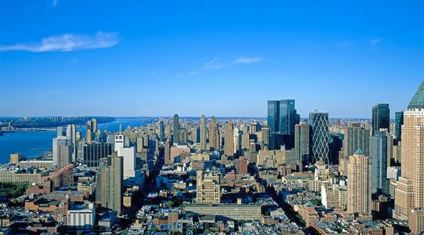 $4,750 | 450 West 42nd Street, Unit 41P | Hell's Kitchen