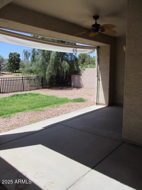 3237 East Fremont Road Phoenix, AZ 85042 - Photo 4 of 16 3237 Patio