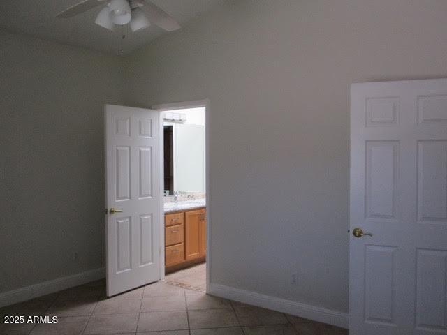 3237 East Fremont Road Phoenix, AZ 85042 - Photo 9 of 16 3237 M Bed