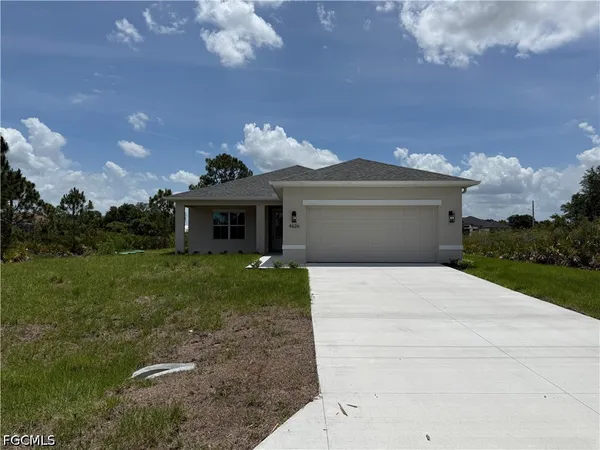 $2,000 | 4626 Ida Avenue North, Lehigh Acres, FL 33971