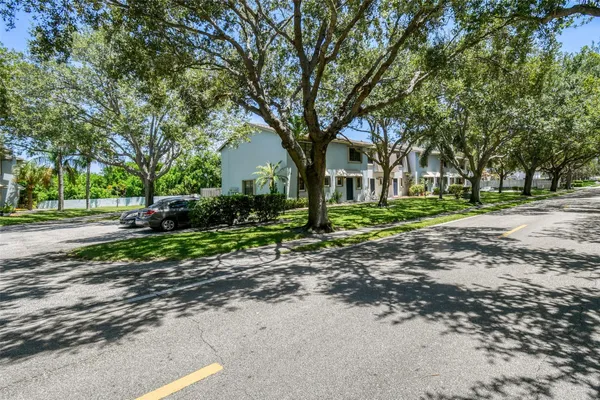 $300,000 | 410 North Cypress Drive, Unit 11, Tequesta, FL 33469