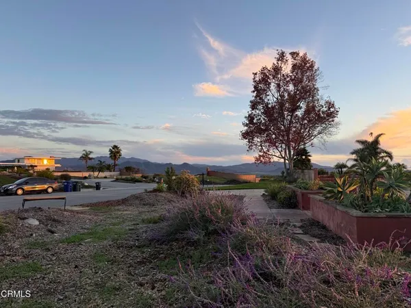 $925,000 | 35 Estaban Drive, Camarillo, CA 93010