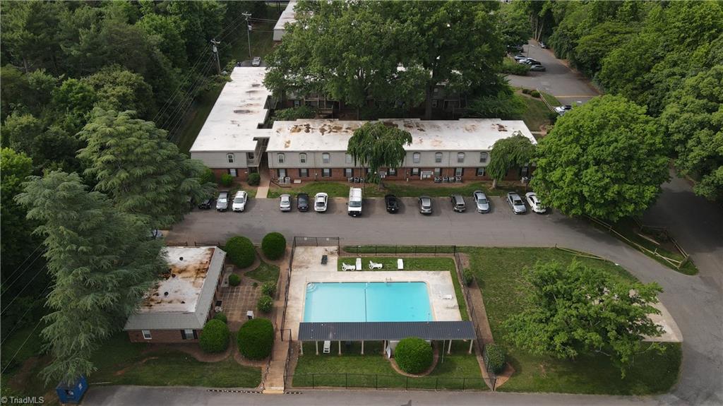 3820 Country Club Road, Unit E Winston-Salem, NC 27104 - Photo 4 of 23