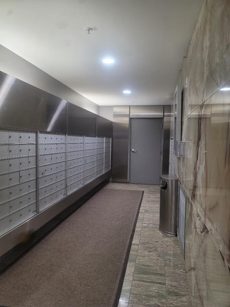 800 Elgin Road, Unit 1108 Evanston, IL 60201 - Photo 2 of 12