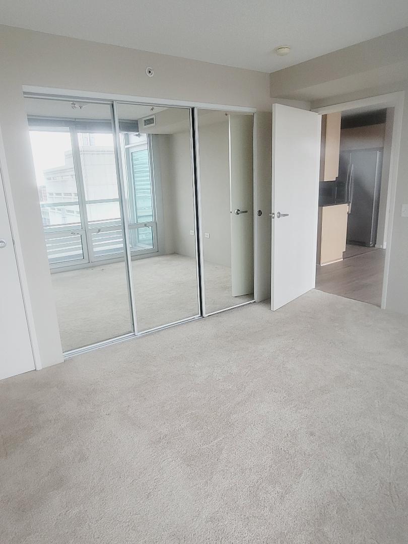 800 Elgin Road, Unit 1108 Evanston, IL 60201 - Photo 10 of 12