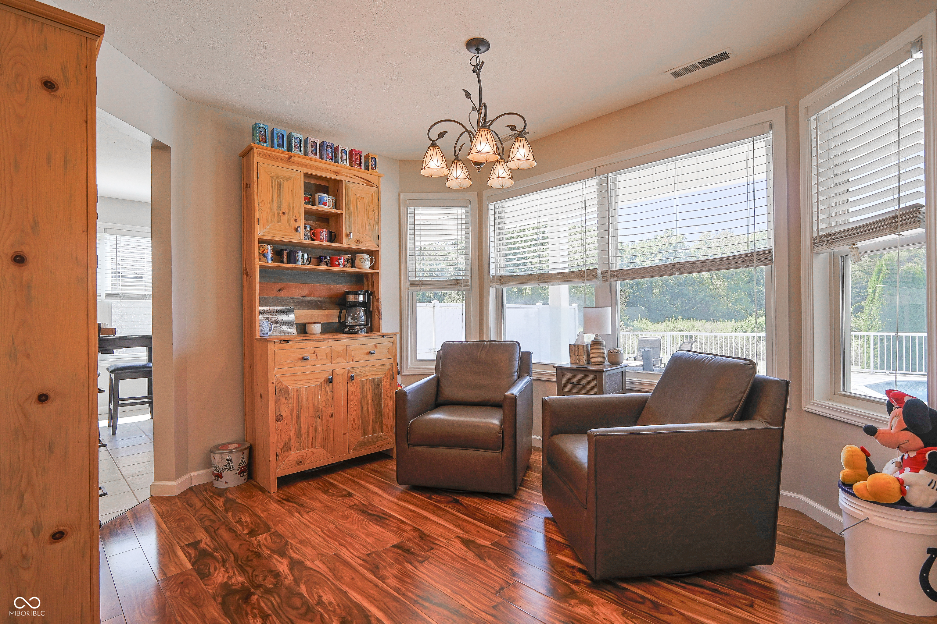 6115 Prairie Stream Way Columbus, IN 47203 - Photo 13 of 42