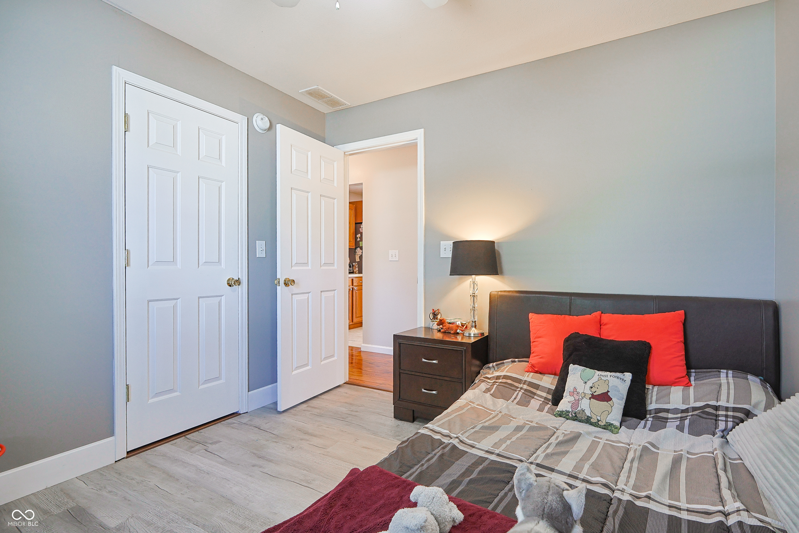 6115 Prairie Stream Way Columbus, IN 47203 - Photo 32 of 42