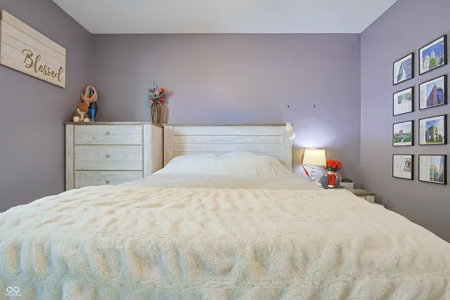 $340,000 | 6115 Prairie Stream Way, Columbus, IN 47203