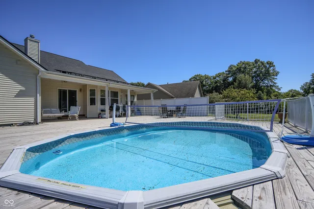 $340,000 | 6115 Prairie Stream Way, Columbus, IN 47203