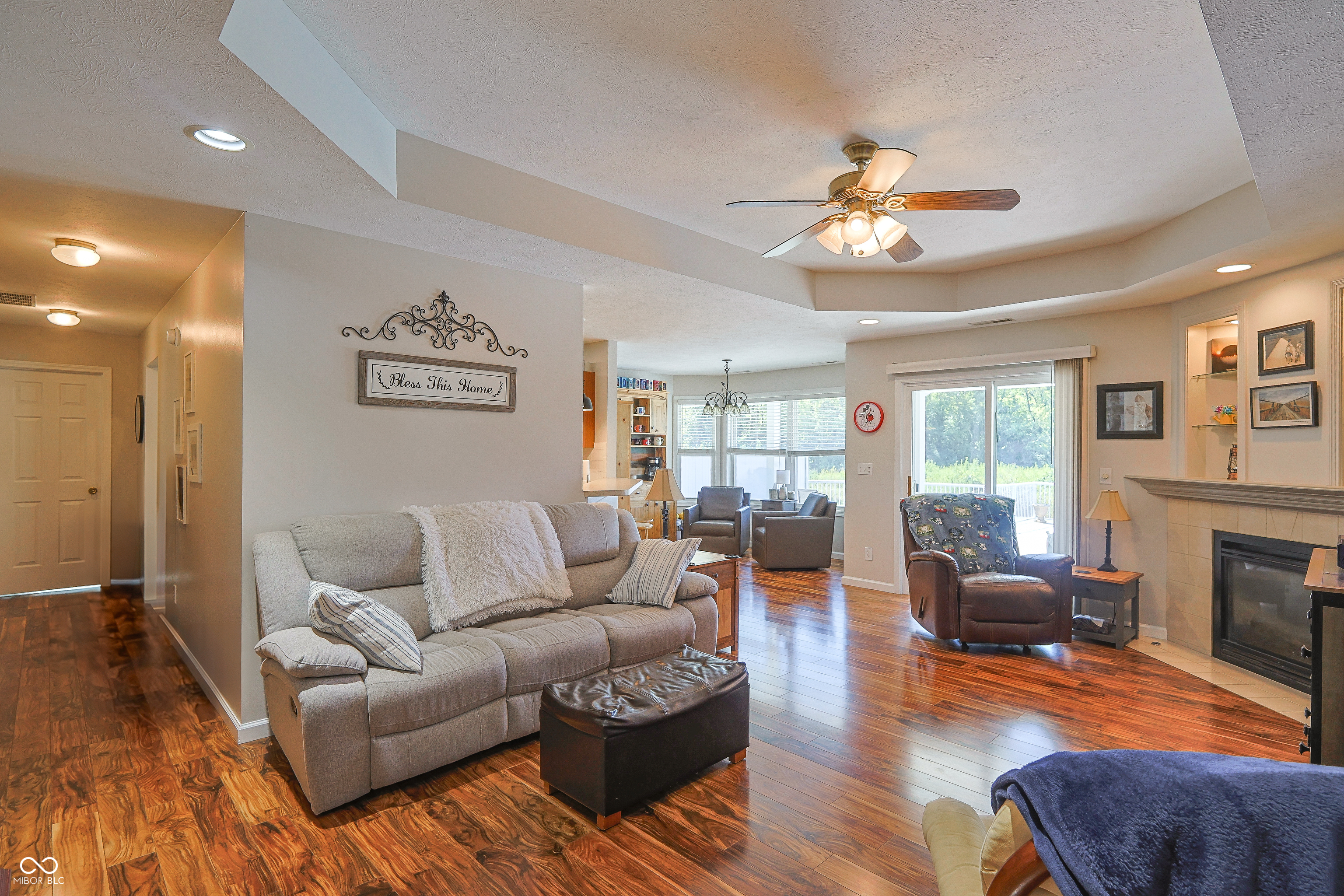 6115 Prairie Stream Way Columbus, IN 47203 - Photo 7 of 42