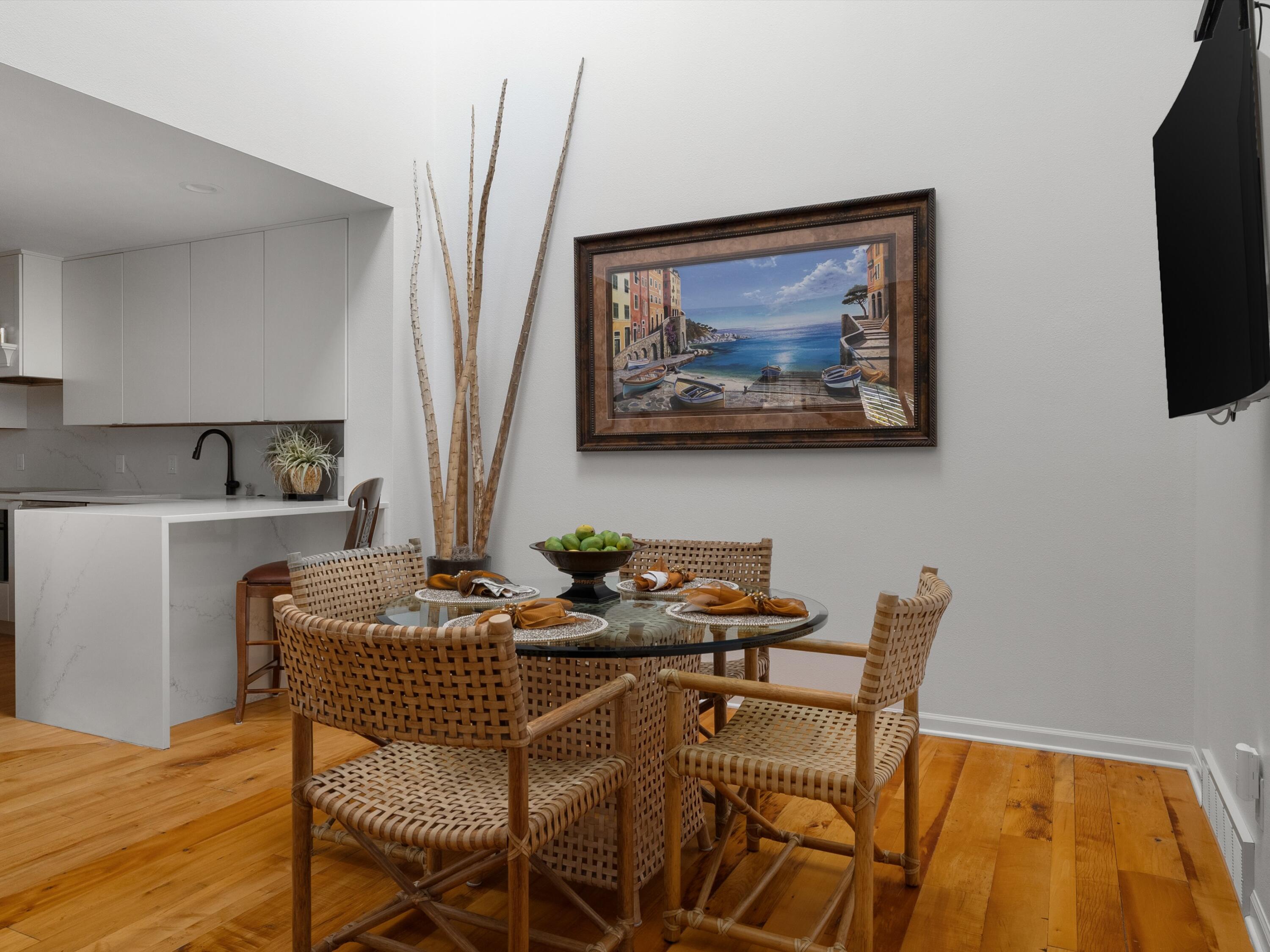 1084 Creeks Cross Road, Unit A Kohler, WI 53044 - Photo 5 of 25 Dining