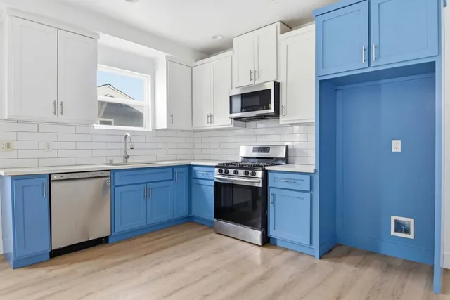 $3,850 | 3918 Brighton Avenue, Los Angeles, CA 90062