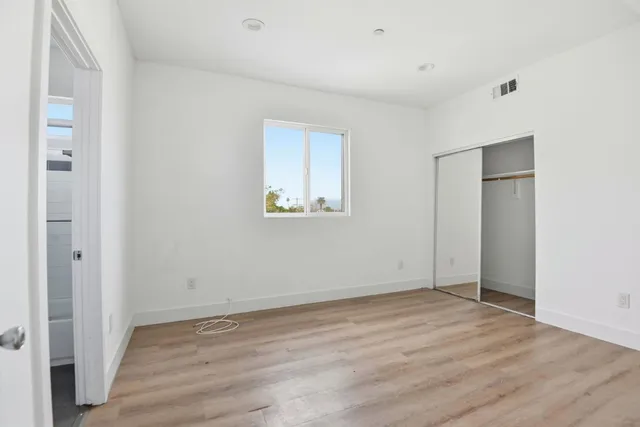 $3,850 | 3918 Brighton Avenue, Los Angeles, CA 90062