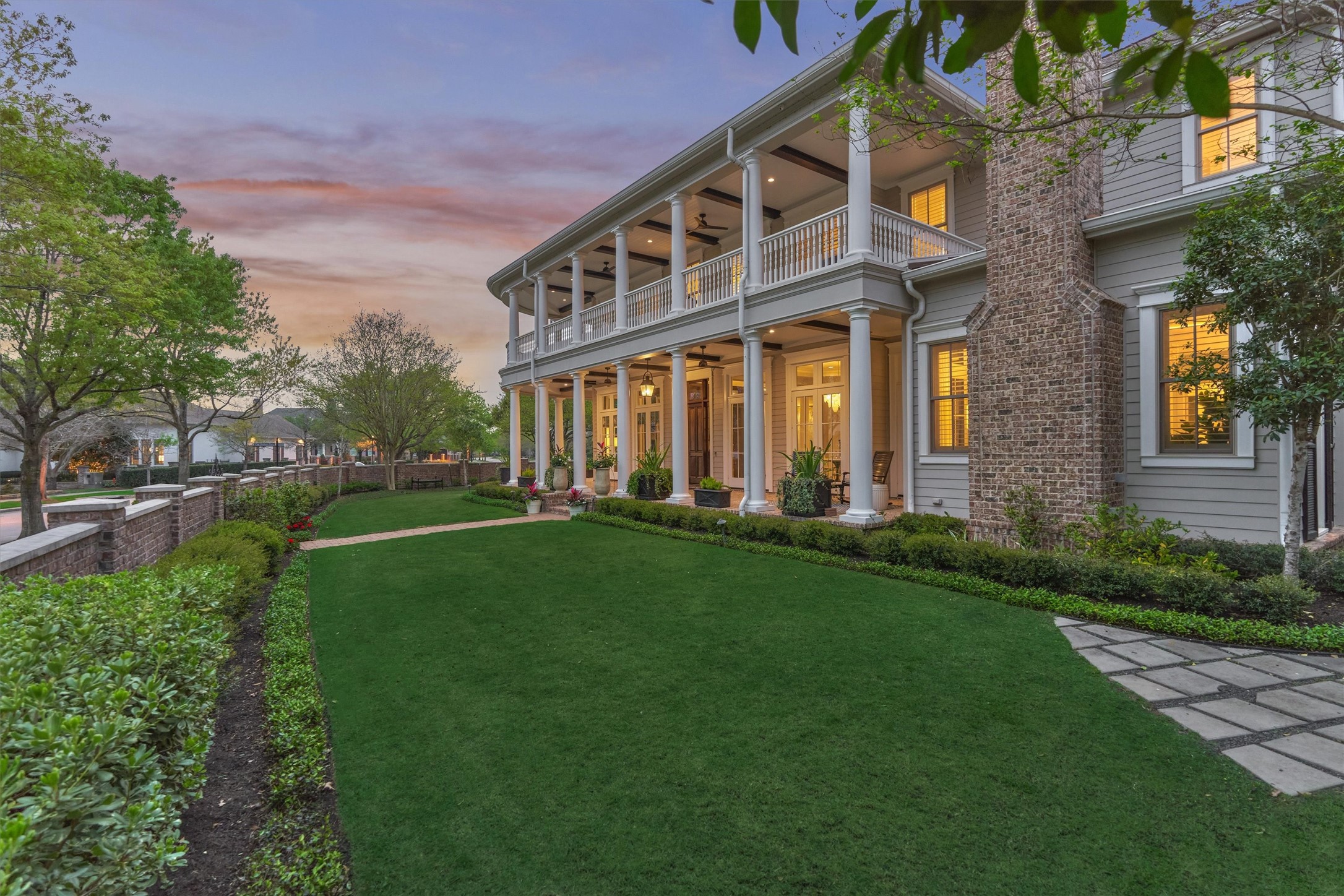22 East Shore Drive The Woodlands, TX 77380 - Photo 3 of 50
