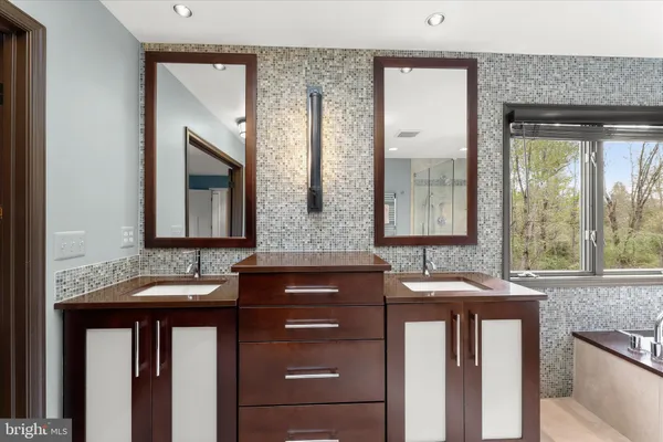 $950,000 | 4012 Penn Cross Court, Glenelg, MD 21737